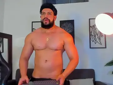 Stripchat Nude Webcam of Justin_kingX7