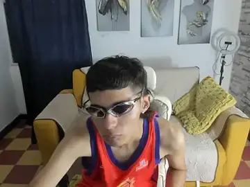 Stripchat Best live sex cam show of raul_silva