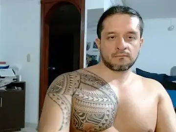 Stripchat Sex Cam of gonzzohunterr