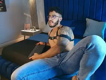 Stripchat Live Porn of Liam_Kleiin