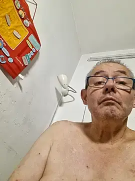 Stripchat Free Porn Cam of Marlon92700