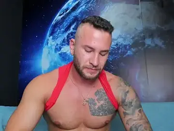 Stripchat Free Porn Cam of delessandro_world