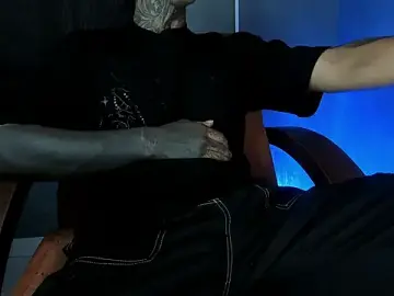 Stripchat Sex Chat of Travisttanner28
