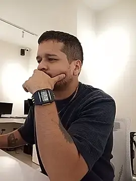 Stripchat Live Sex Cam of LucasGaeel