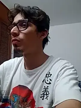 Stripchat Watch Live Sex Cams of SrIncognito666