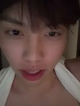 Stripchat Free Porn Cam of Ethan_64724