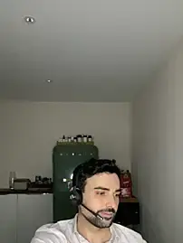 Stripchat Watch Live Sex Cams of eauminerale