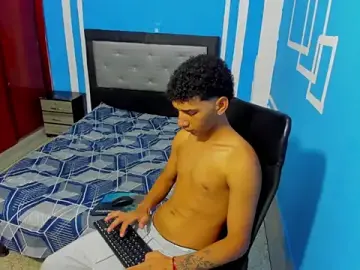 Stripchat Sex Chat of efrain_boy