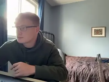 Stripchat Free Live Porn of lustylyndon