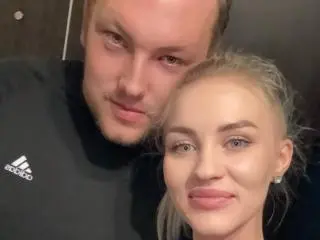 Xlovecam Adult Webcams of DreaamCouple69