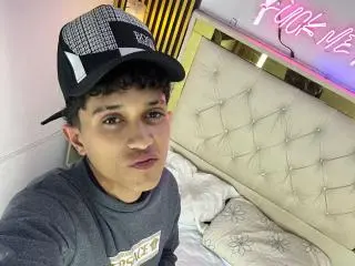 Xlovecam Adult Webcam of JaySecret