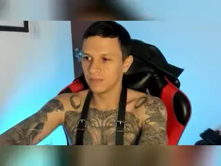 Xlovecam Free Live Porn of MasterDaveExtreme