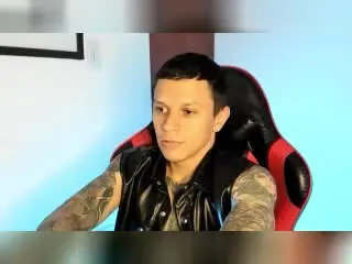 Xlovecam Free Live Porn of MasterDaveExtreme