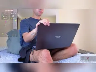 Xlovecam Free Live Porn of OliverHot69