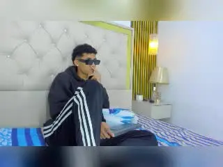 Xlovecam Nude Webcam of JaredHt