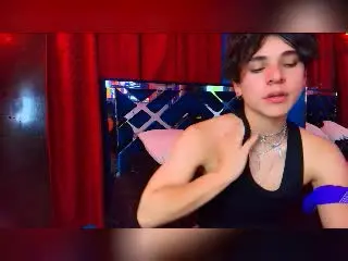 Xlovecam Adult Webcam of LukeHowlandy