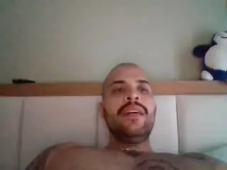 Xlovecam Live Sex of MedellynDark
