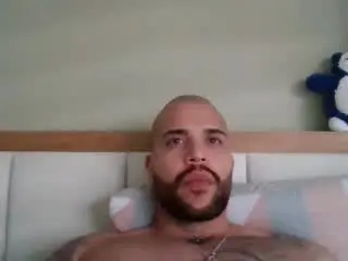 Xlovecam Live Sex of MedellynDark