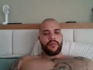 Xlovecam Sex Chat of MedellynDark