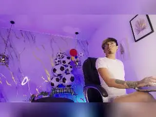 Xlovecam Best Webcam of Aeron69
