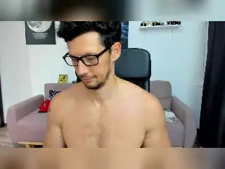 Xlovecam Live Porn of BrutusK