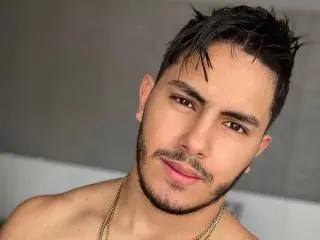 Xlovecam Private Sex Chat of OwenPierce