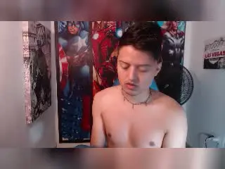Xlovecam Adult Webcam of KevinCharles