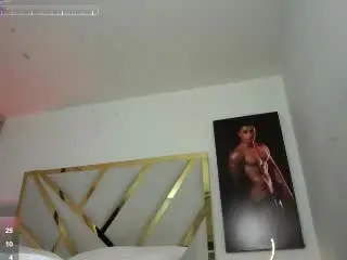 Xlovecam Nude Webcam of DevinHunter