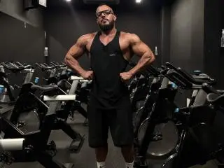 Xlovecam Sex Cam of TitanMax